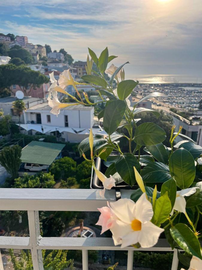 アグローポリ Quasi In Porto Bed & Breakfast エクステリア 写真