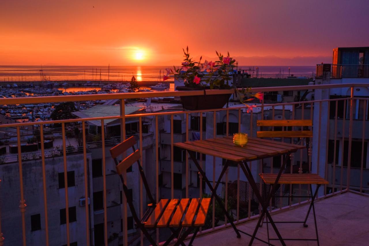 アグローポリ Quasi In Porto Bed & Breakfast エクステリア 写真