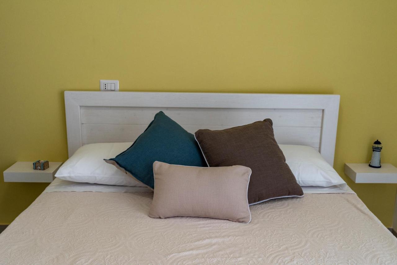 アグローポリ Quasi In Porto Bed & Breakfast エクステリア 写真